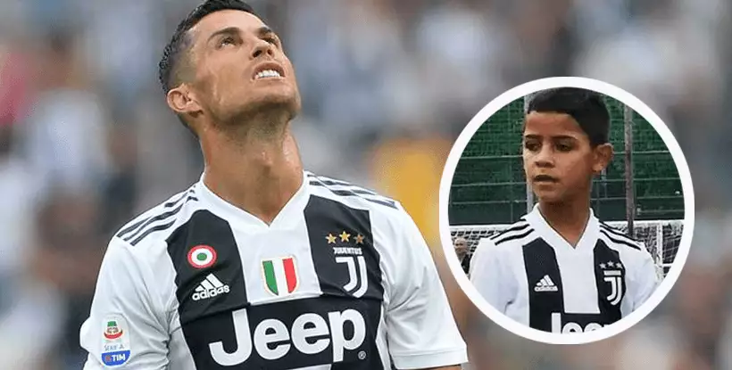 Cristiano Ronaldo Este Nedal Gol Za Juventus Ronaldo Junior Uz Dal Styri